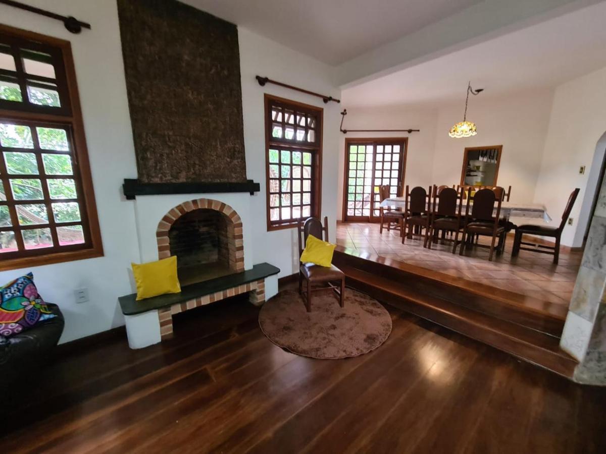 Casa Vista Lago Vitoria Regia Holambra Eksteriør billede