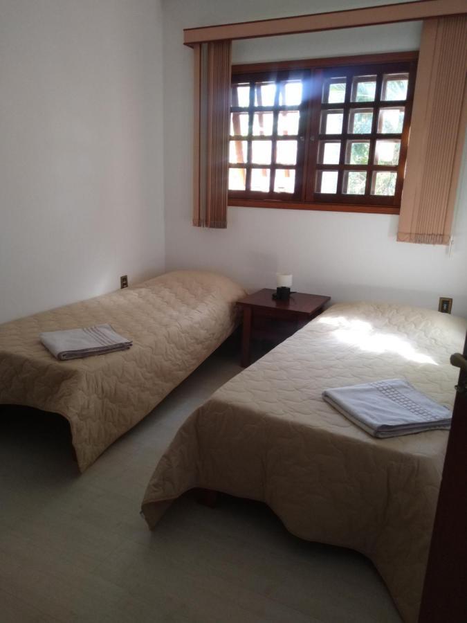 Casa Vista Lago Vitoria Regia Holambra Eksteriør billede