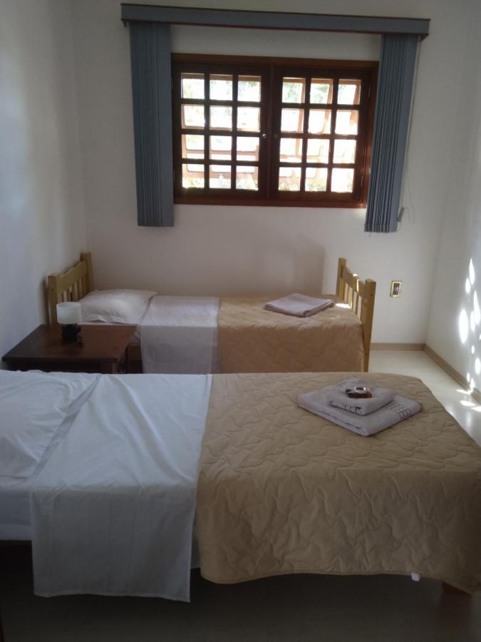 Casa Vista Lago Vitoria Regia Holambra Eksteriør billede
