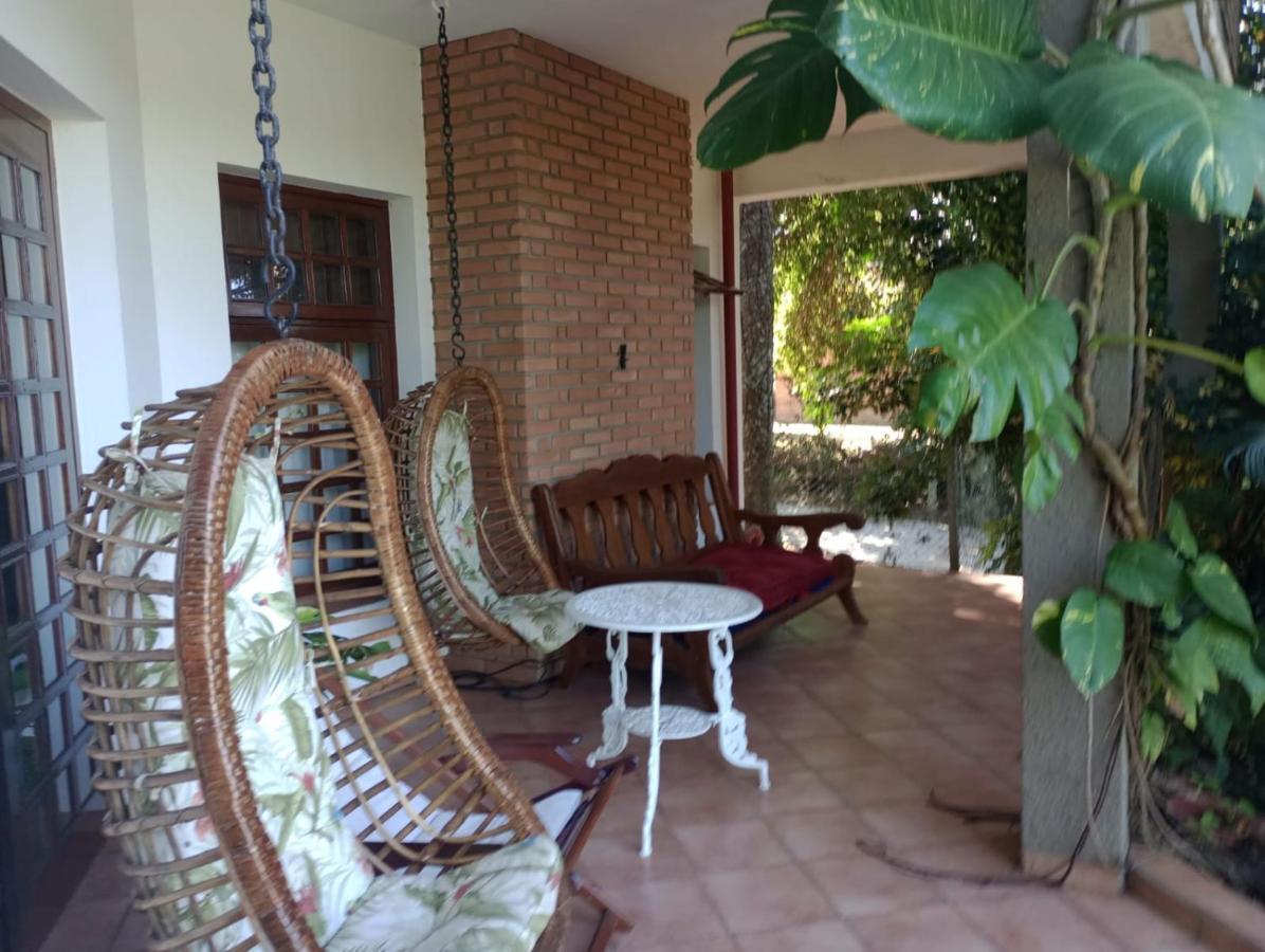 Casa Vista Lago Vitoria Regia Holambra Eksteriør billede