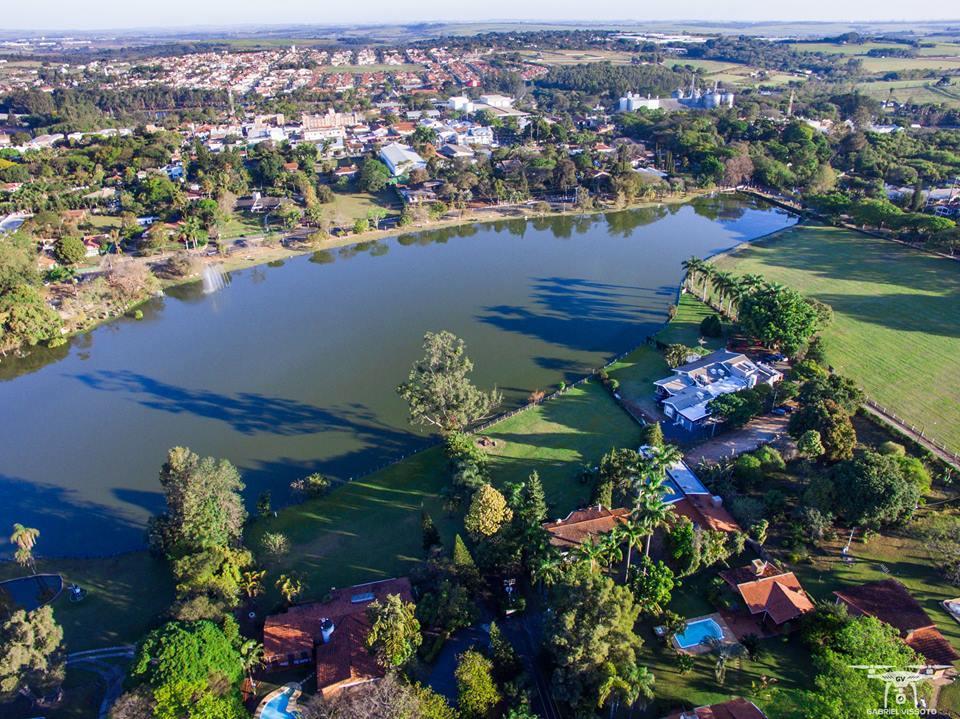 Casa Vista Lago Vitoria Regia Holambra Eksteriør billede